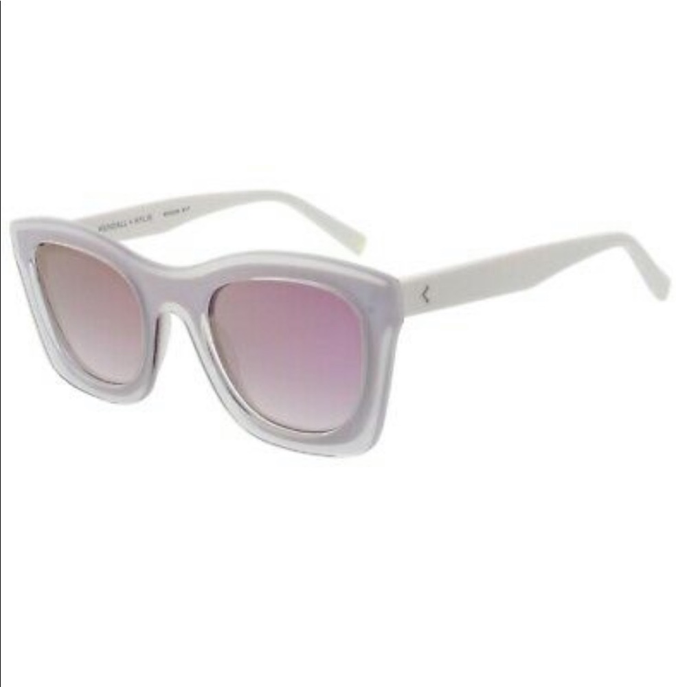 🌟LAST ONE🌟 NWT Kendall & Kylie KAILEE Sunglasses White/Clear